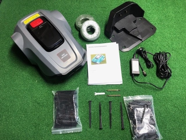 unbox-robot-lawn-mowers-australia-2561324-E1800T_Unboxing.w1024