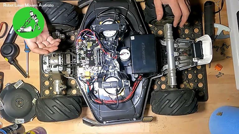 what is inside of LUBA AWD5000