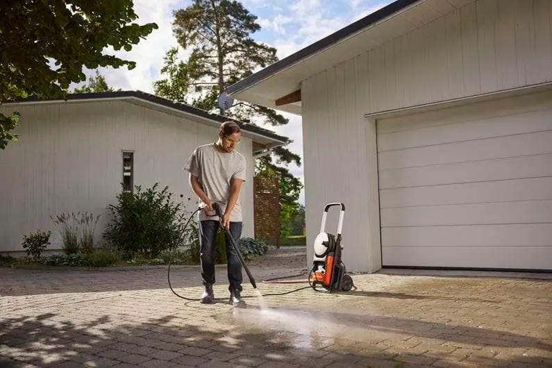 Husqvarna Electric Pressure Washer PW 240 9706481-03 - Image 4