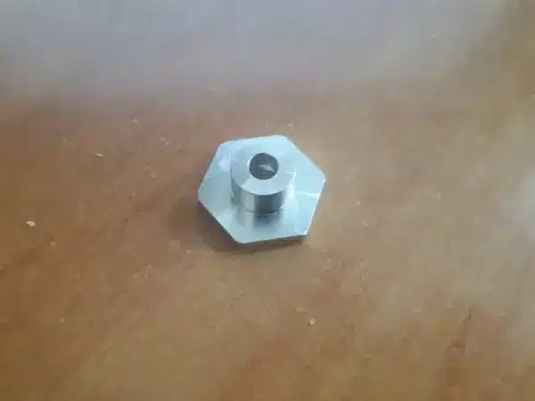 Replacement MoeBot knife disc connector