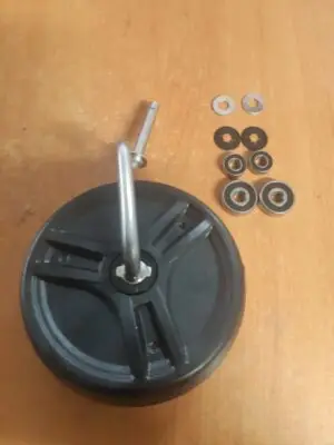 Replacement MoeBot Front Right Wheel