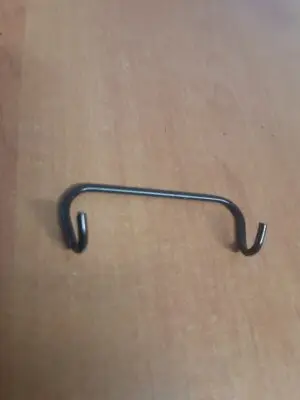 Genuine Victa spring hook (rear axle clip) CH86912A