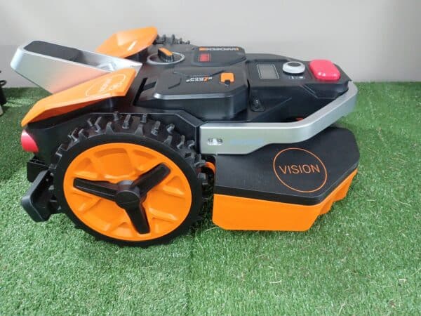 Worx Landroid Vision M600 - WR206E Refurbished #343 (Used for <2 Hours) - Image 5