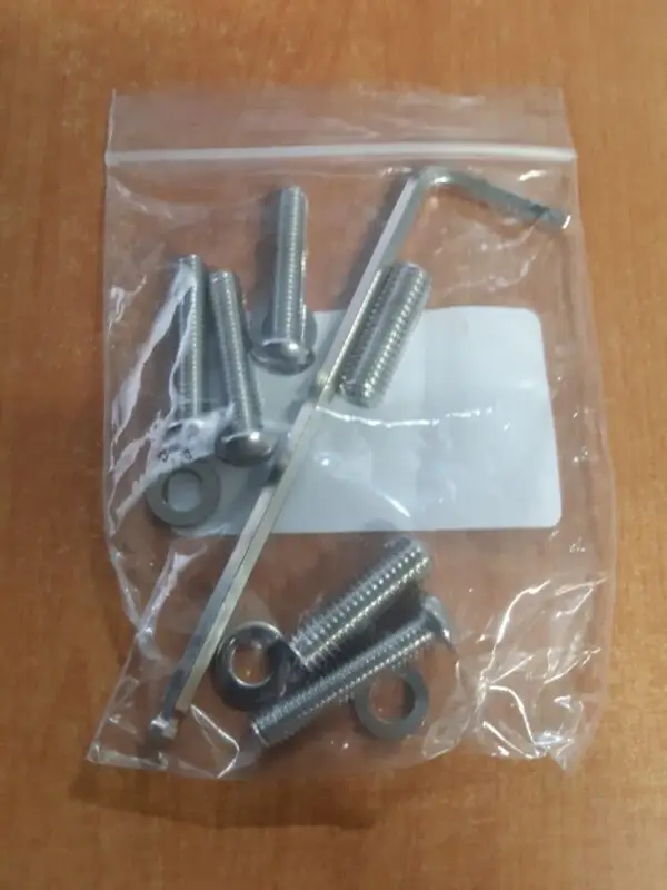 Husqvarna EPOS reference station post fixings kit 5996615-01