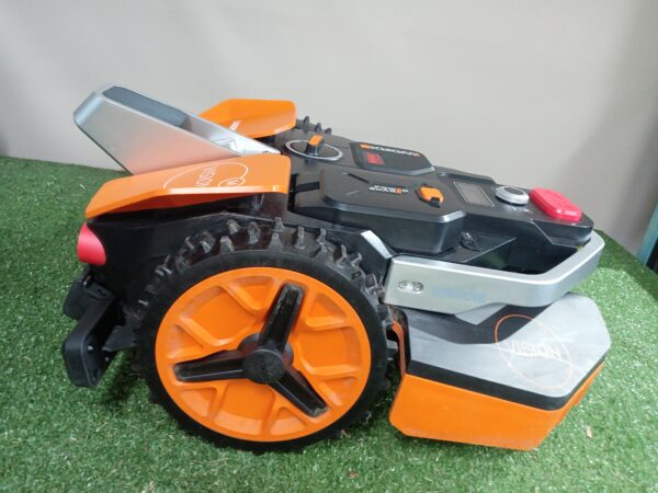 Worx Landroid Vision L1300 - WR213E Refurbished #383 (Used for <70 Hours) - Image 7